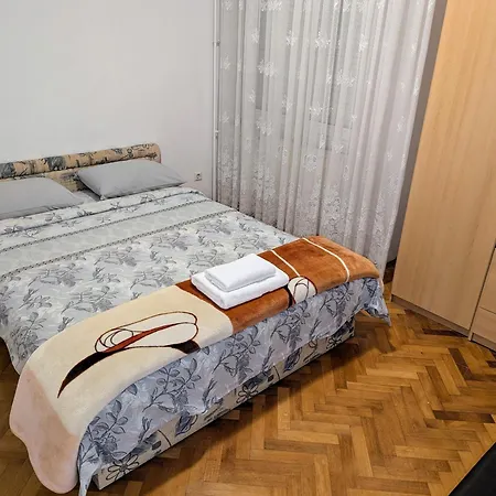 Stan Na Dan Bijeli Brijeg Mostar