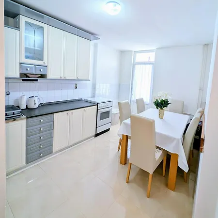 Stan Na Dan Bijeli Brijeg *