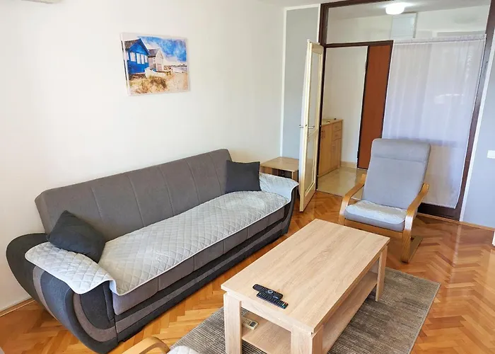 Stan Na Dan Bijeli Brijeg Appartamento